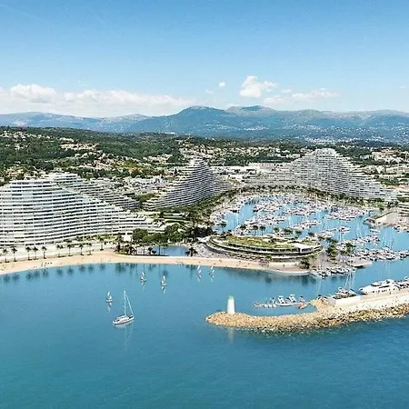 Etoile De La Baie Des Anges
